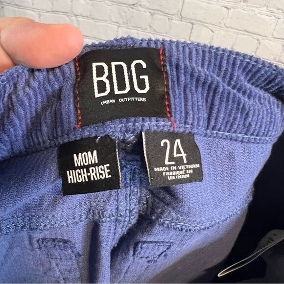 BDG Mom High-Rise corduroy pants size 24 - Picture 7 of 8